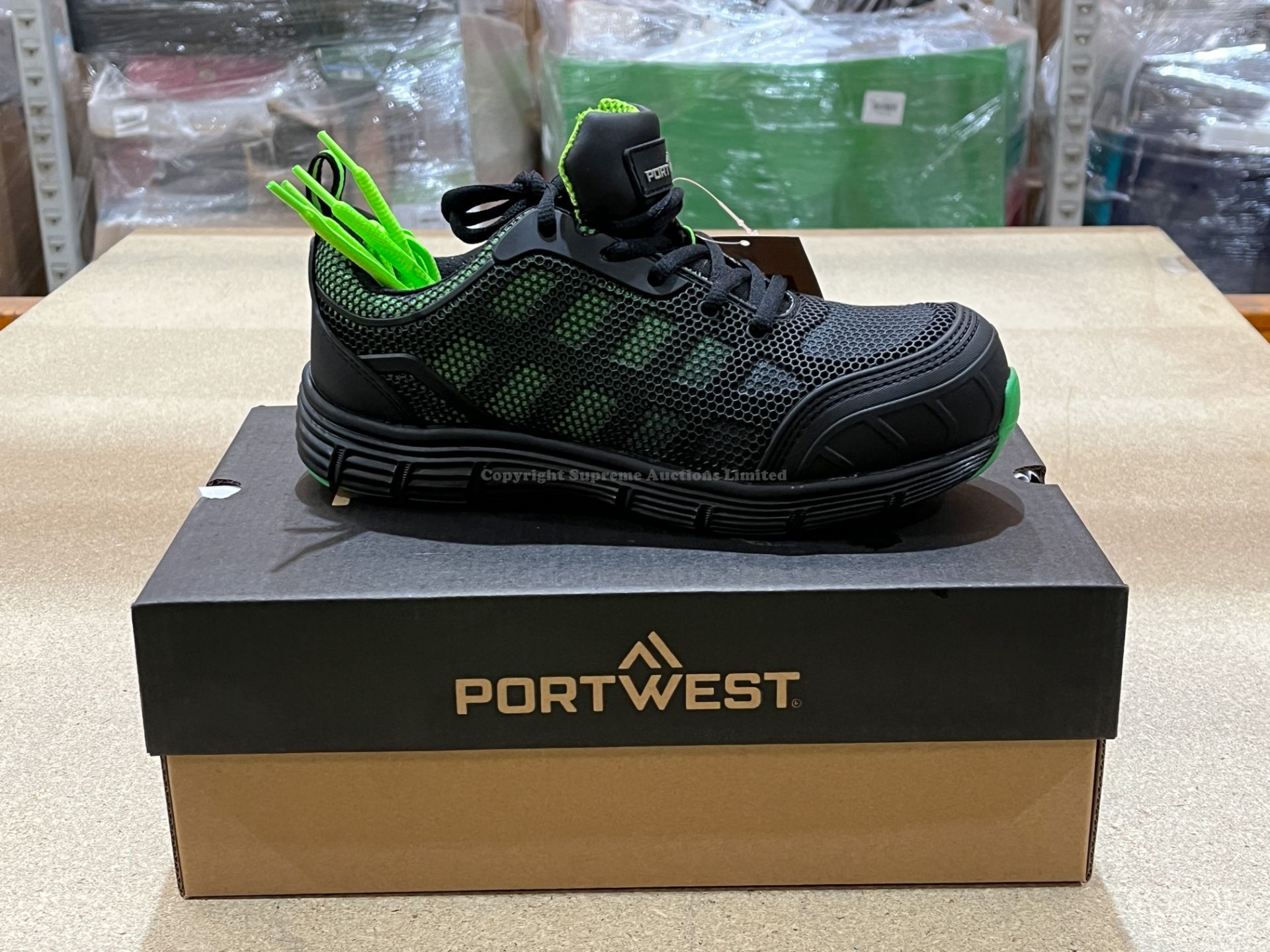 6x BRAND NEW & PACKAGED PORTWEST FT35 Compositelite Ogwen Trainers - BLACK/GREEN - SIZE 3. (LOC:
