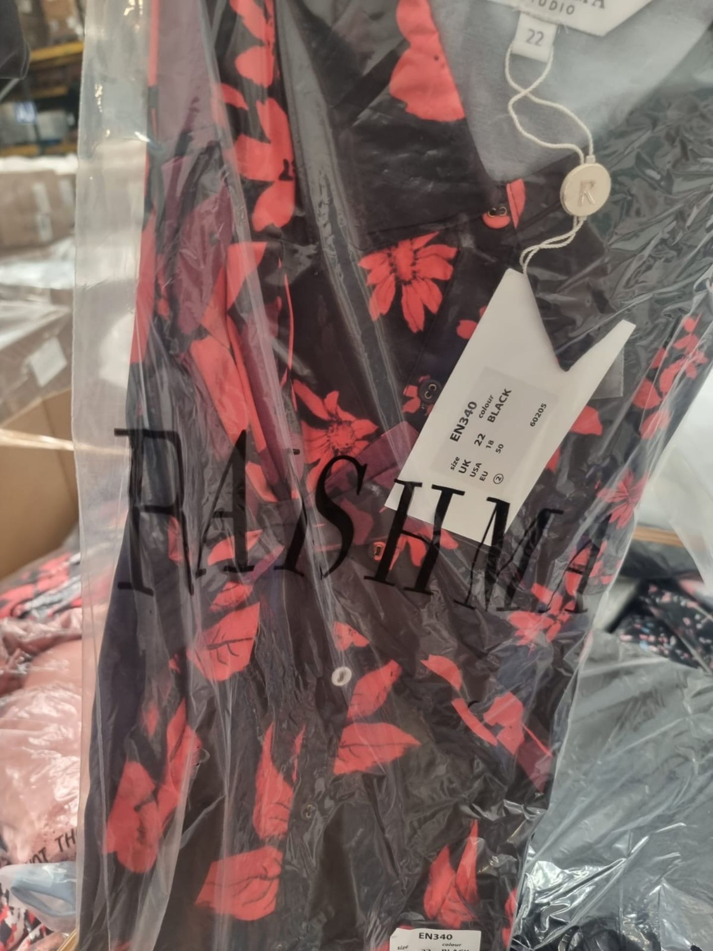 Trade Lot 100 x New & Packaged Mixed Items from A Major UK Retailer. May include: Jeans, Dresses, - Image 44 of 49