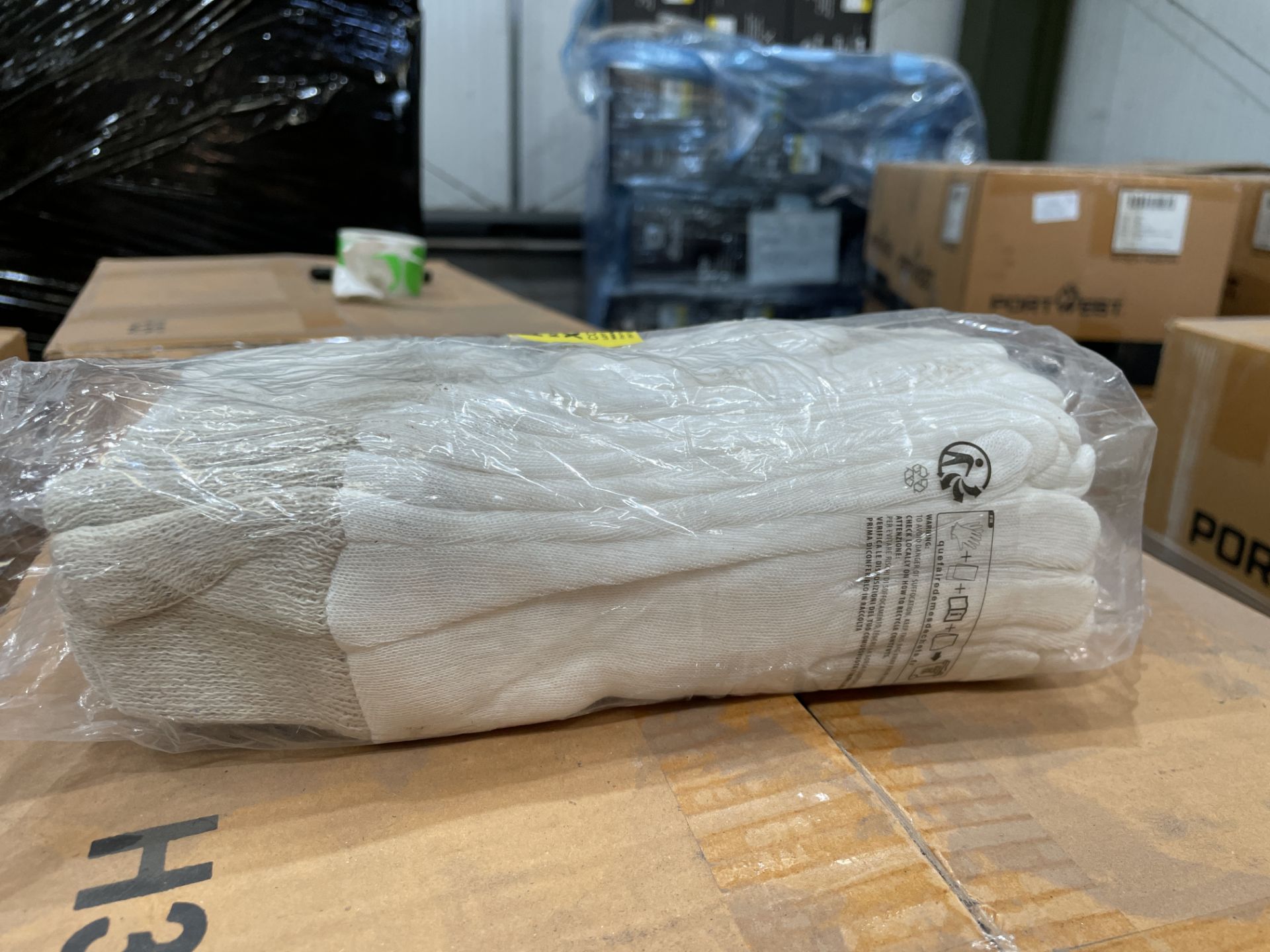300 X BRAND NEW PAIRS OF PORTWEST WHITE STOCKINETTE KNITWRIST LINER PROFESSIONAL WORK GLOVES (LOC: