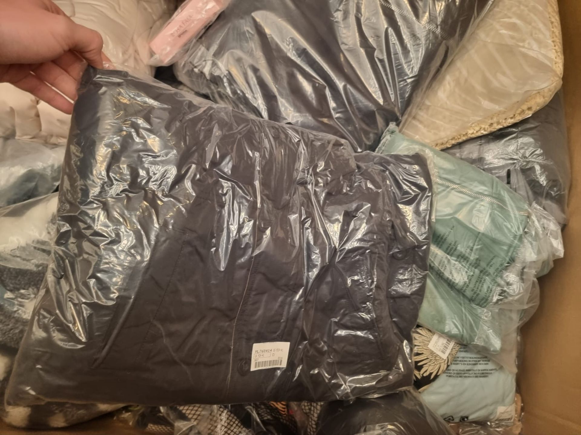 Trade Lot 100 x New & Packaged Mixed Items from A Major UK Retailer. May include: Jeans, Dresses, - Image 14 of 49