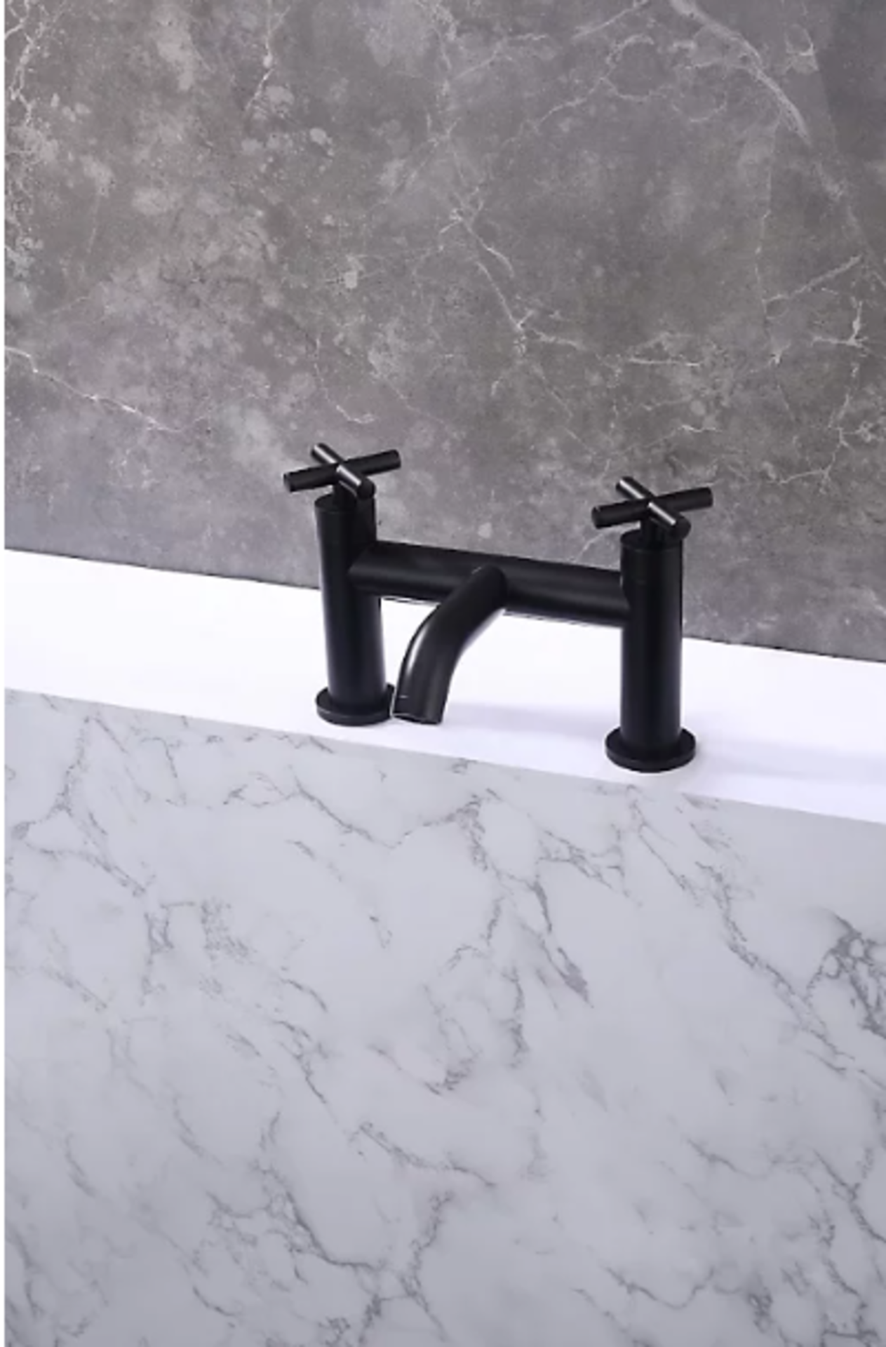 2 X BRAND NEW VURTU Noir Bath Filler, 1/4 Turn, Dual Lever, High/ Low Water Pressure, 240(H) x 240( - Image 2 of 2