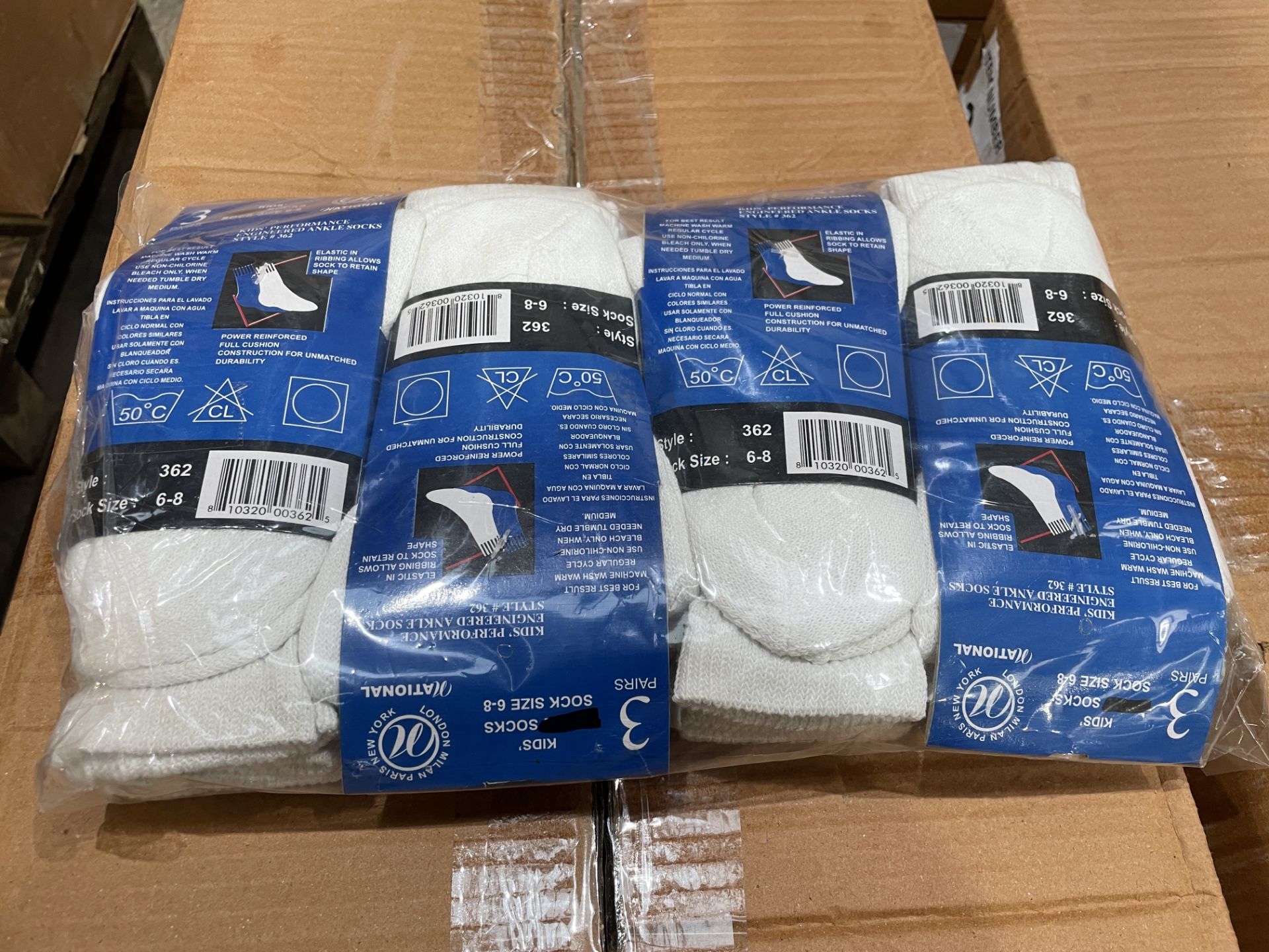 60 X BRAND NEW PAIRS OF ATHLETIC CREW PREMIUM SPORTS SOCKS WHITE (LOC: 19.11-AA707) - Image 2 of 2