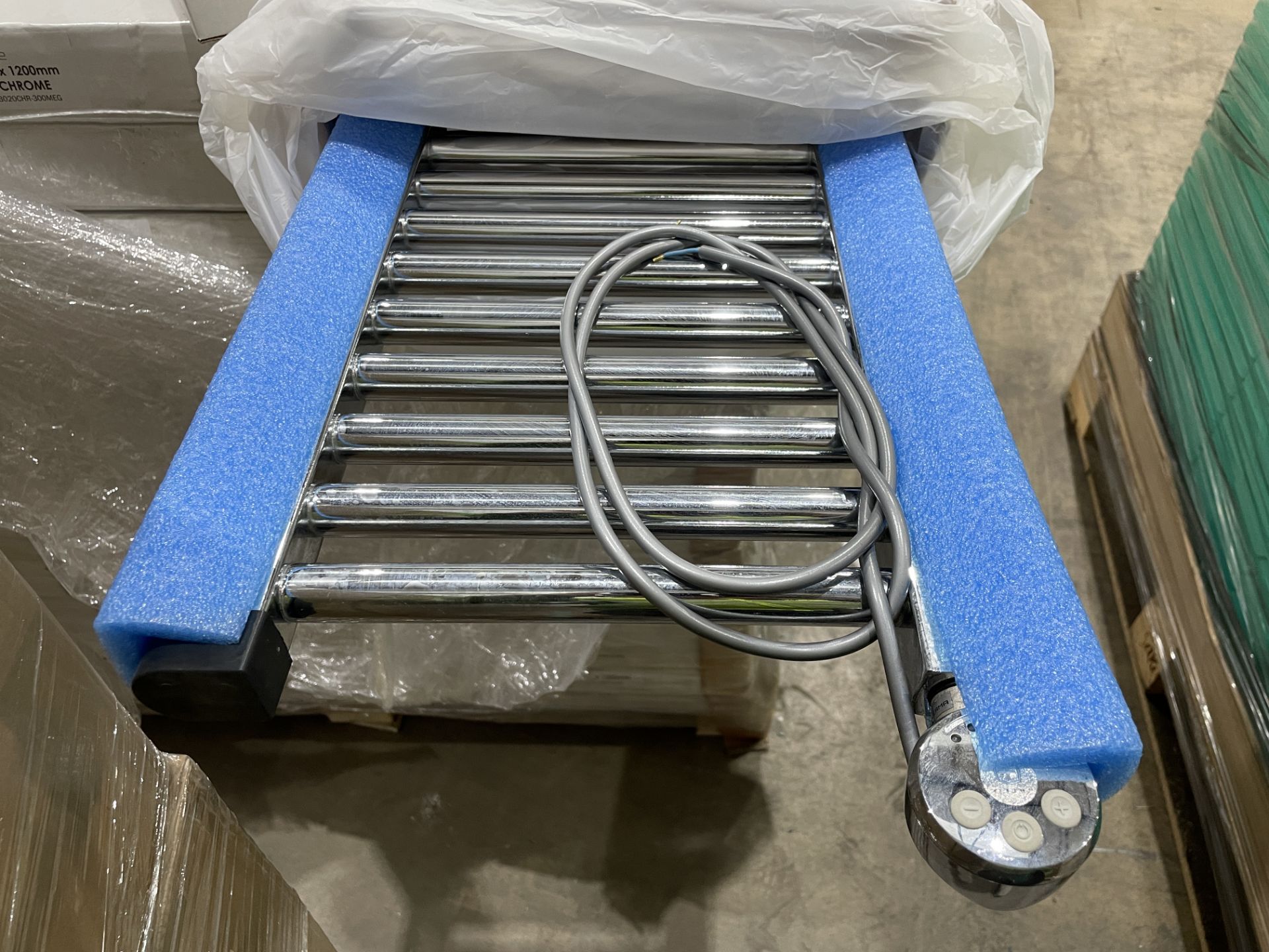 BRAND NEW THERMOSPHERE 300 X 1200MM FLAT CHROME PREMIUM HEATED TOWEL RADIATOR RRP £299 (LOC: 41.6- - Image 2 of 2