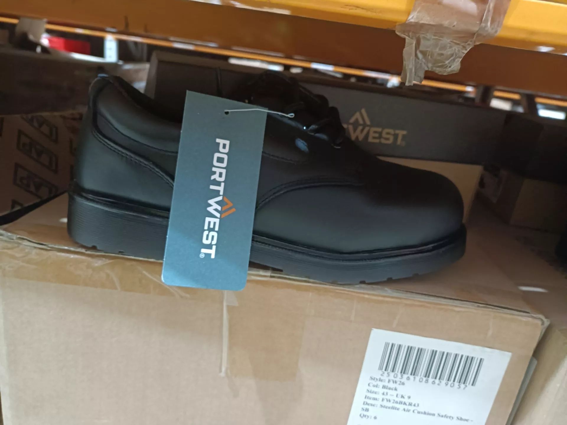 9X PAIRS OF PORTWEST FW26 IN UK SIZE 9 IS DESIGNED AS DURABLE AND COMFORTABLE SAFETY FOOTWEAR,