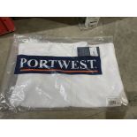 12 X BRAND NEW PORTWEST WHITE ANAN FLEECE WORK JACKETS IN VARIOUS SIZES (LOC: 30.2-BB3602)