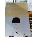 1X DAITREE TABLE LAMP COMPATIBLE WITH E27 LIGHT BULB IS A STYLISH AND FUNCTIONAL LAMP DESIGNED TO