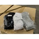 (NO VAT) 30 X BRAND NEW CHILDRENS SOCKS IN VARIOUS COLOURS (LOC: 25.2-AA782)