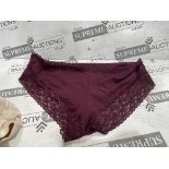 100 x Branded lingerie from Victoria’s Secret and La Senza. This mixed assortment offers excellent