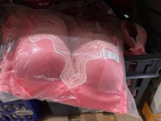 30 X BRAND NEW PINK LUXURY BRAS (SIZES MAY VARY) (LOC: 34.2-BB3974)