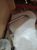 1X BOXED BICESTER MONO BASIN MIXER ,FEATURES A SINGLE LEVER HANDLE TO EASILY CONTROL BOTH HOT AND