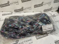 500 X PIECES OF ASSORTED PREMIUM CLOTHING IN VARIOUS DESIGNS AND SIZES. (STOCK COULD INLCUDE