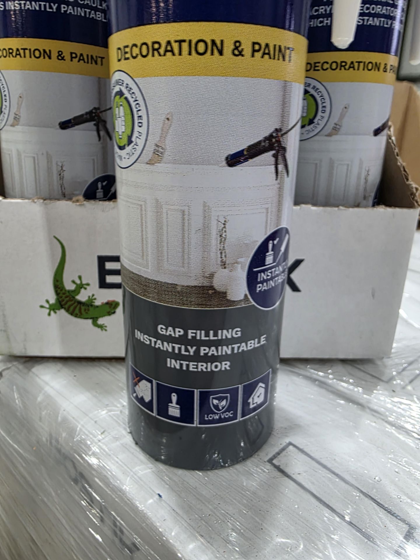 Pallet to Contain 480 x Bostik Pro A80 Acrylic Decorators Caulk 310ml White. RRP £6.48 per tube. - Image 3 of 4