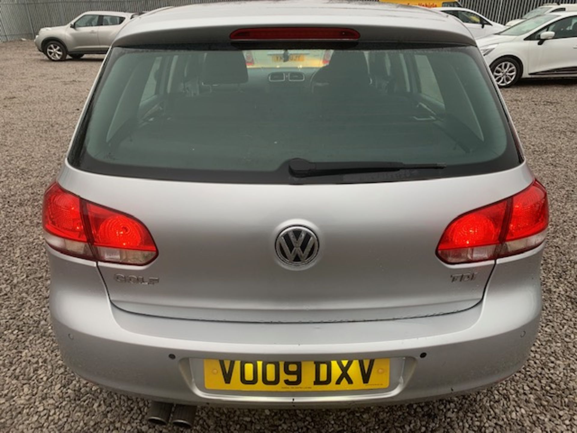 VO09 DXV VOLKSWAGEN GOLF SE TDI ALLOY WHEELS 2 X KEYS CENTRAL LOCKING ELECTRIC WINDOWS FABRIC - Image 7 of 12