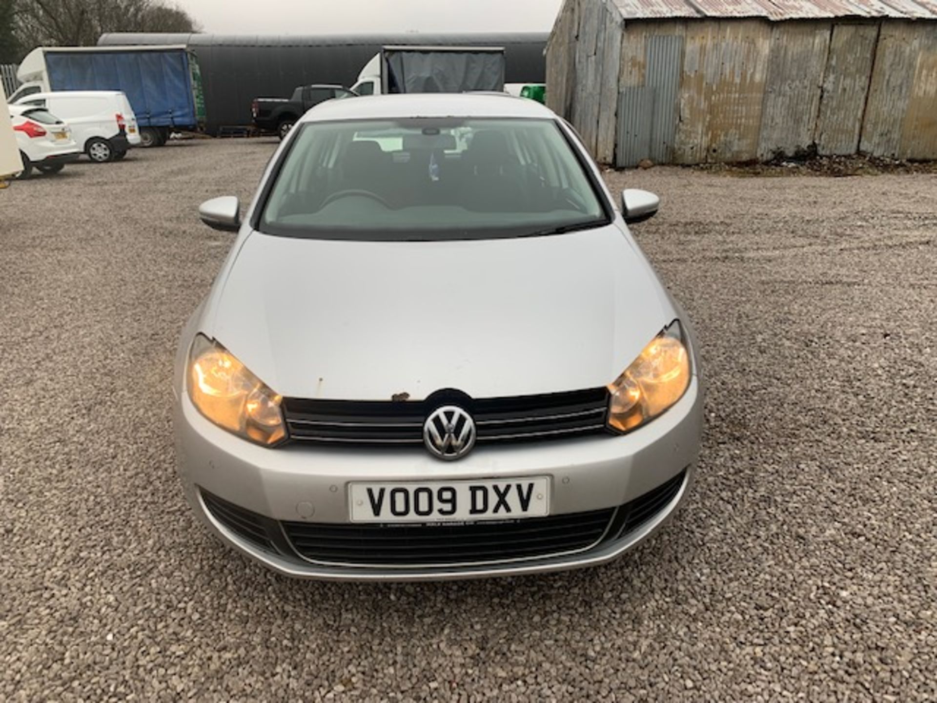 VO09 DXV VOLKSWAGEN GOLF SE TDI ALLOY WHEELS 2 X KEYS CENTRAL LOCKING ELECTRIC WINDOWS FABRIC - Image 2 of 12