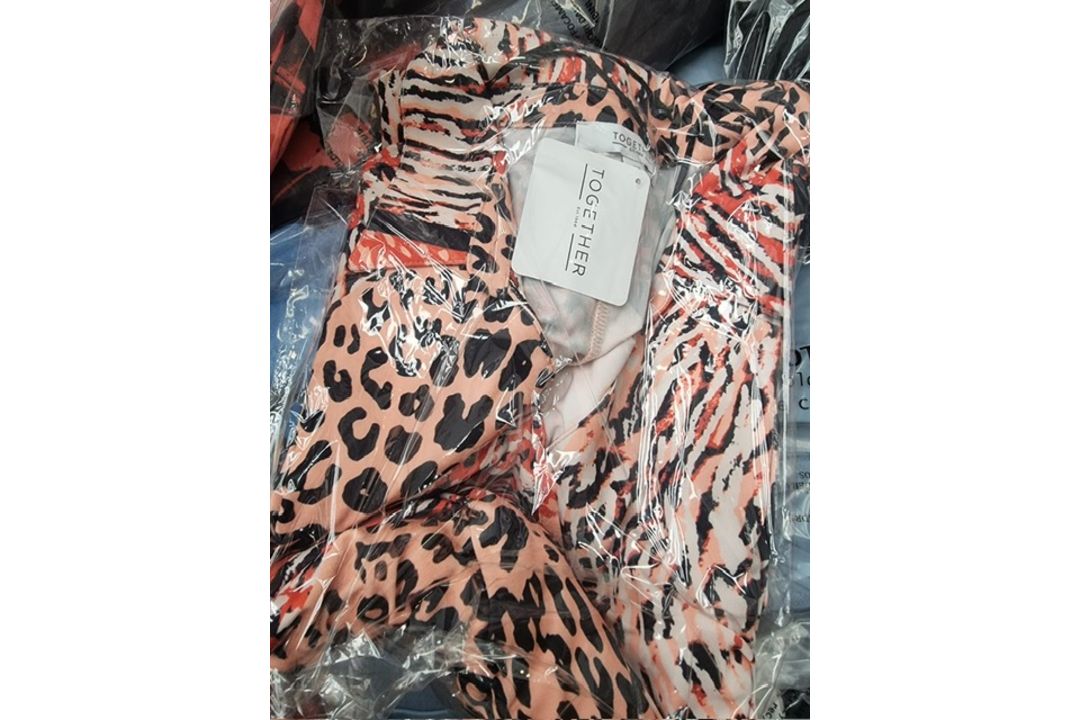 Trade Lot 50 x New & Packaged Mixed Items from A Major UK Retailer. May include: Jeans, Dresses, - Image 20 of 49