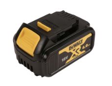 Boxed DeWalt XR 18V Battery 4.0Ah RRP £79.98, Don't get caught out by a flat battery in the middle