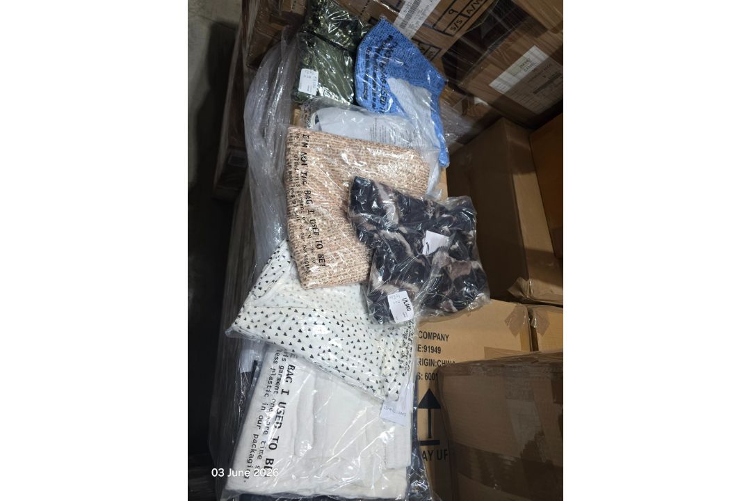 Pallet Containing 10 Boxes of New Branded Clothing & Footwear Each pallet contains 10 boxes of new - Image 7 of 68