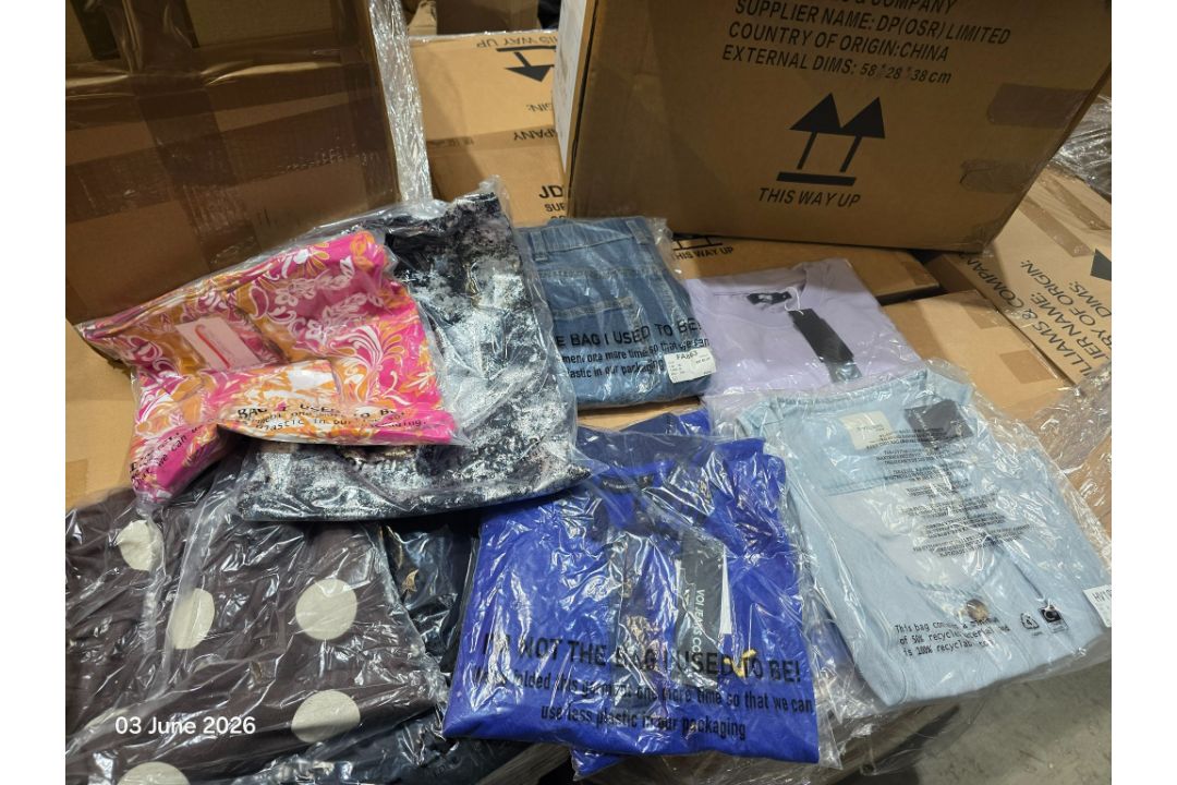 Pallet Containing 10 Boxes of New Branded Clothing & Footwear Each pallet contains 10 boxes of new - Image 10 of 68