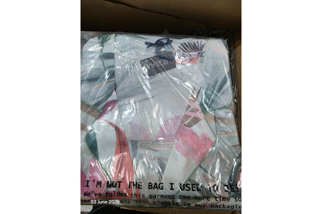 Pallet Containing 10 Boxes of New Branded Clothing & Footwear Each pallet contains 10 boxes of new - Image 23 of 68