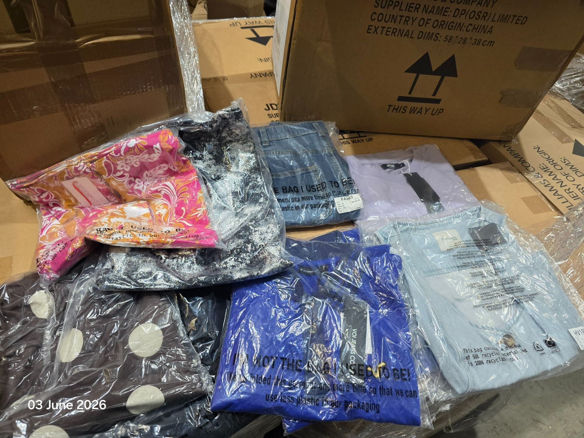 Pallet Containing 10 Boxes of New Branded Clothing & Footwear Each pallet contains 10 boxes of new - Image 10 of 68