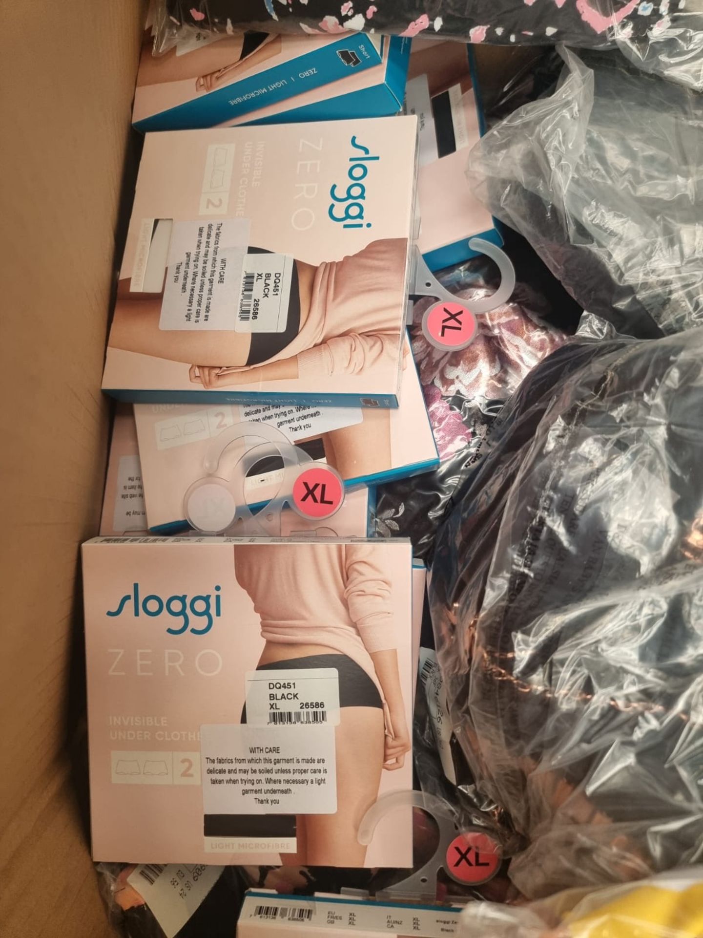 Pallet Containing 10 Boxes of New Branded Clothing & Footwear Each pallet contains 10 boxes of new - Image 55 of 68