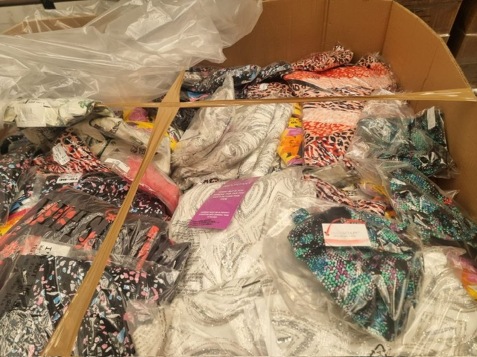 Pallet Containing 10 Boxes of New Branded Clothing & Footwear Each pallet contains 10 boxes of new - Image 51 of 68