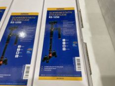 BRAND NEW DORR STEADYCAM CAMERA STABILISER 4KG LOAD RS-1250 RRP £218 (LOC: 41.14-AA7489)