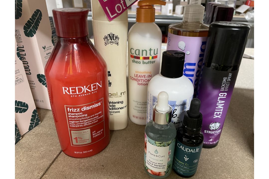 9 X MIXED PIECE LOT TO INCLUDE Bumble & Bumble Bumble & Bumble Thickening Volume Conditioner - Image 2 of 2