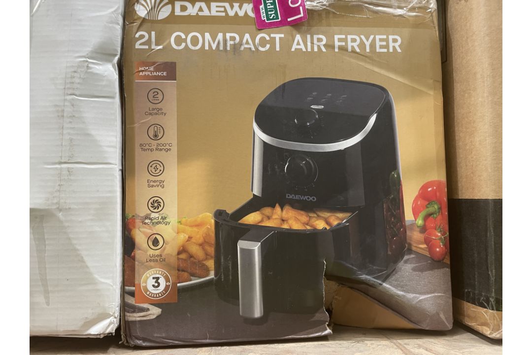 2 x Daewoo Compact Air Fryer 2 Litre Mini 900W Dial Control Black Designed to make efficient use - Image 3 of 3