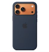 Boxed Apple iPhone 17 Pro Max Silicone Case with MagSafe and Camera Control RRP £59 Lightweight