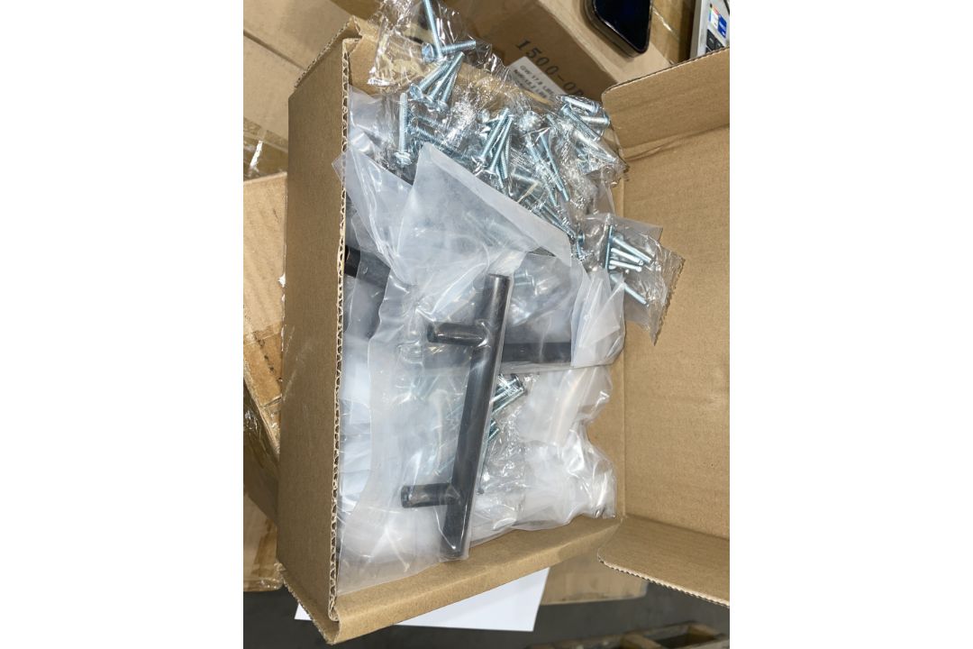12 X BRAND NEW PACKS OF 25 EUROBAR CABINET HANDLES 1 1/2 INCH DIAMETER5.38 INCH. RUBBED BRONZE (LOC: - Image 1 of 2