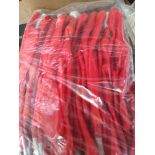 144X PAIRS OF PORTWEST A400 PVC KNITWRIST GLOVES IN RED, SIZE 2XL, ARE DESIGNED FOR DURABILITY AND