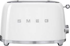 Smeg TSF01WHUK Retro Style 2 Slice Toaster. RRP £169.00. (LOC: R49.9-SD27)