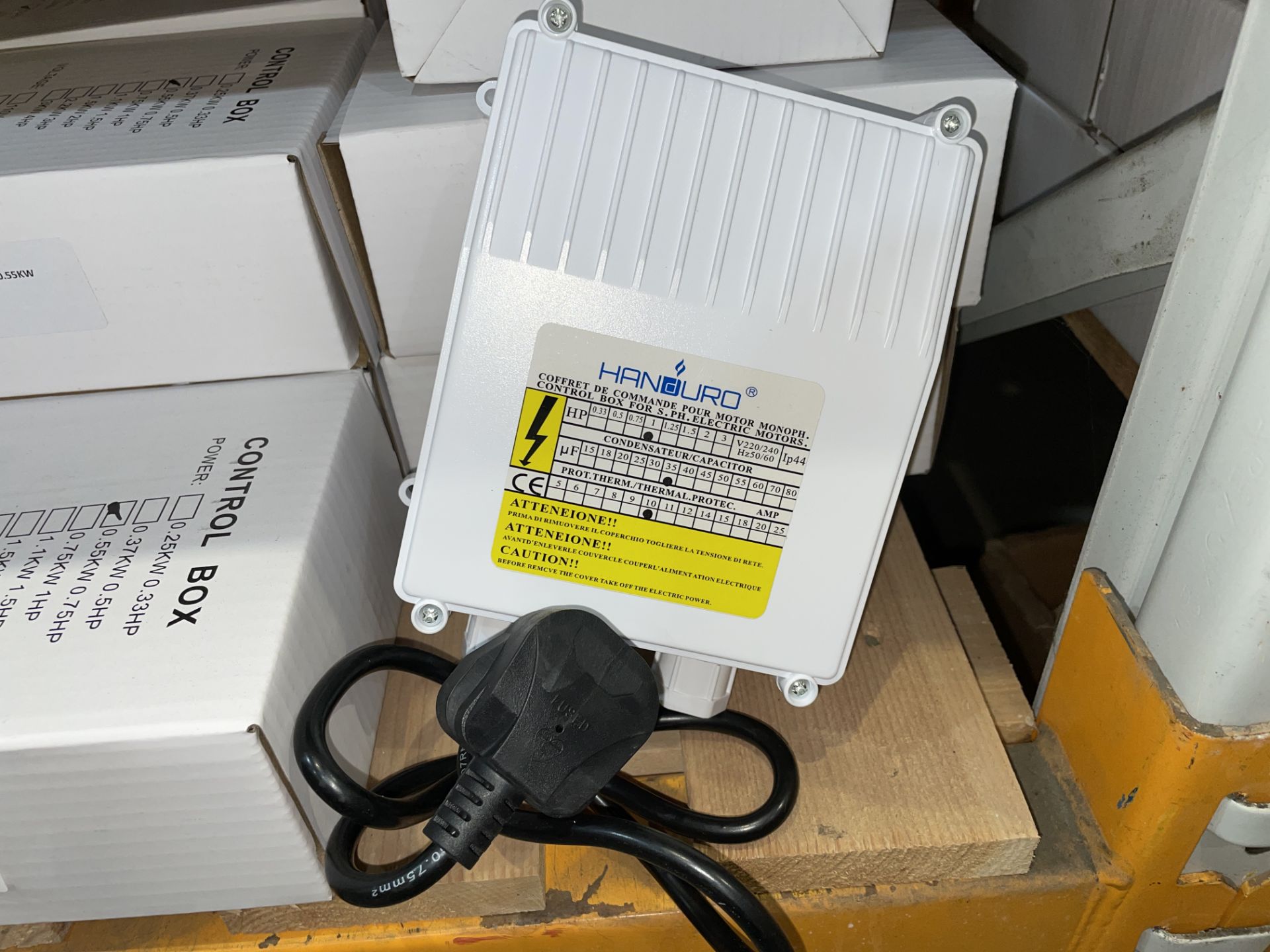 BRAND NEW HANDURO CONTROL BOX. 0.55KW, 0.75HP, 230V, 50HZ