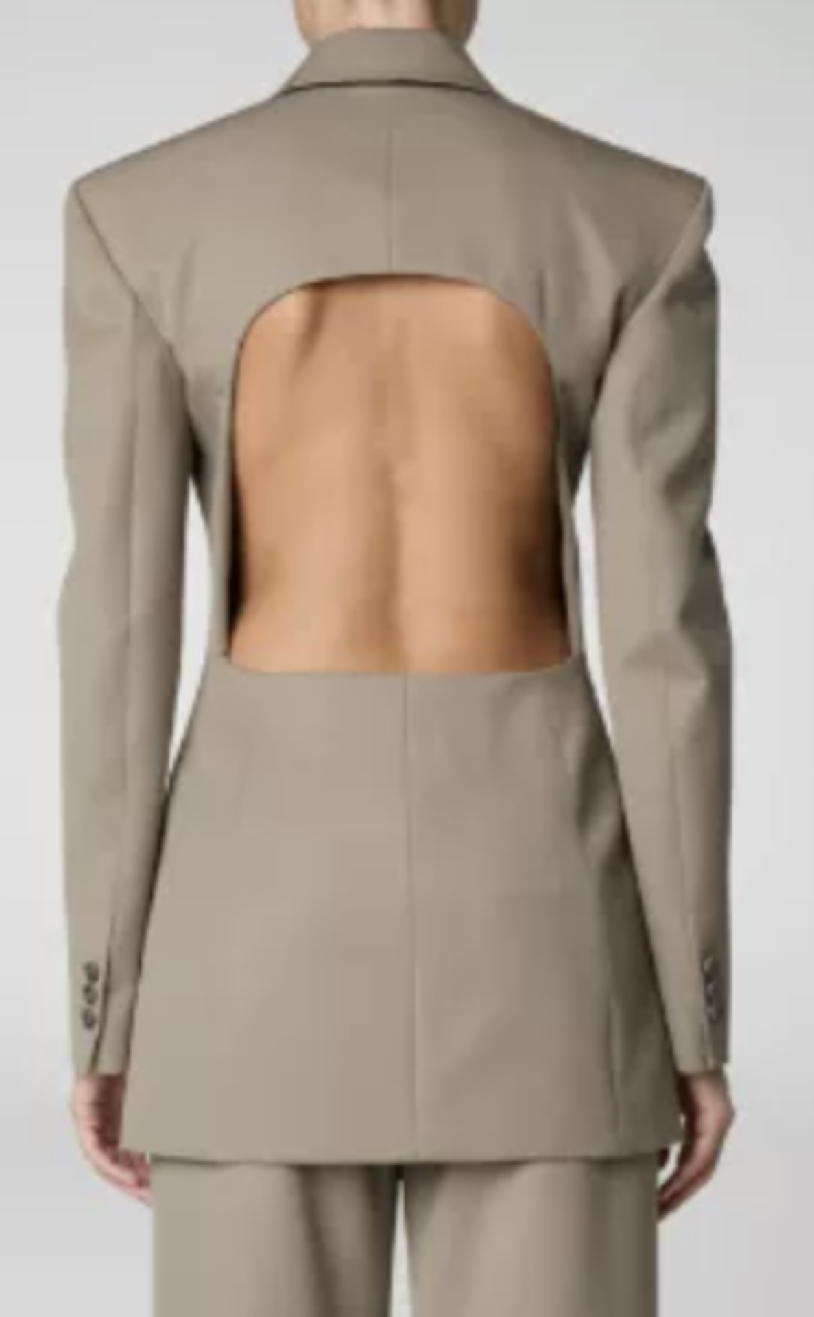 Brand New Del Core TAUPE Fitted Single-Breasted Jacket with Open Back – Size 42 – RRP £1,375 –( - Image 4 of 6