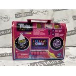 18 X BRAND NEW HASBRO DREAMWORKS TROLLS WORLD TOUR TINY DANCERS FRIEND SURPRISE BOX TOYS (LOC: 48.