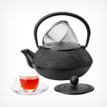 Boxed Japanese Cast Iron Teapot (LOC: RS2.7-WL910)