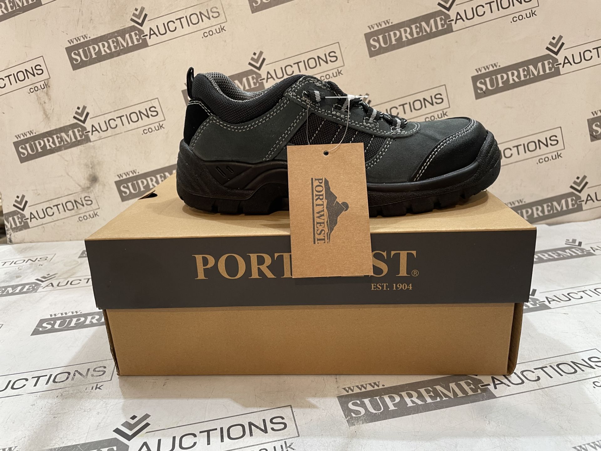 12 X BRAND NEW PAIRS OF PORTWEST TREKKER WORK BOOTS SIZE 5 (LOC: 17.11-AA6435)