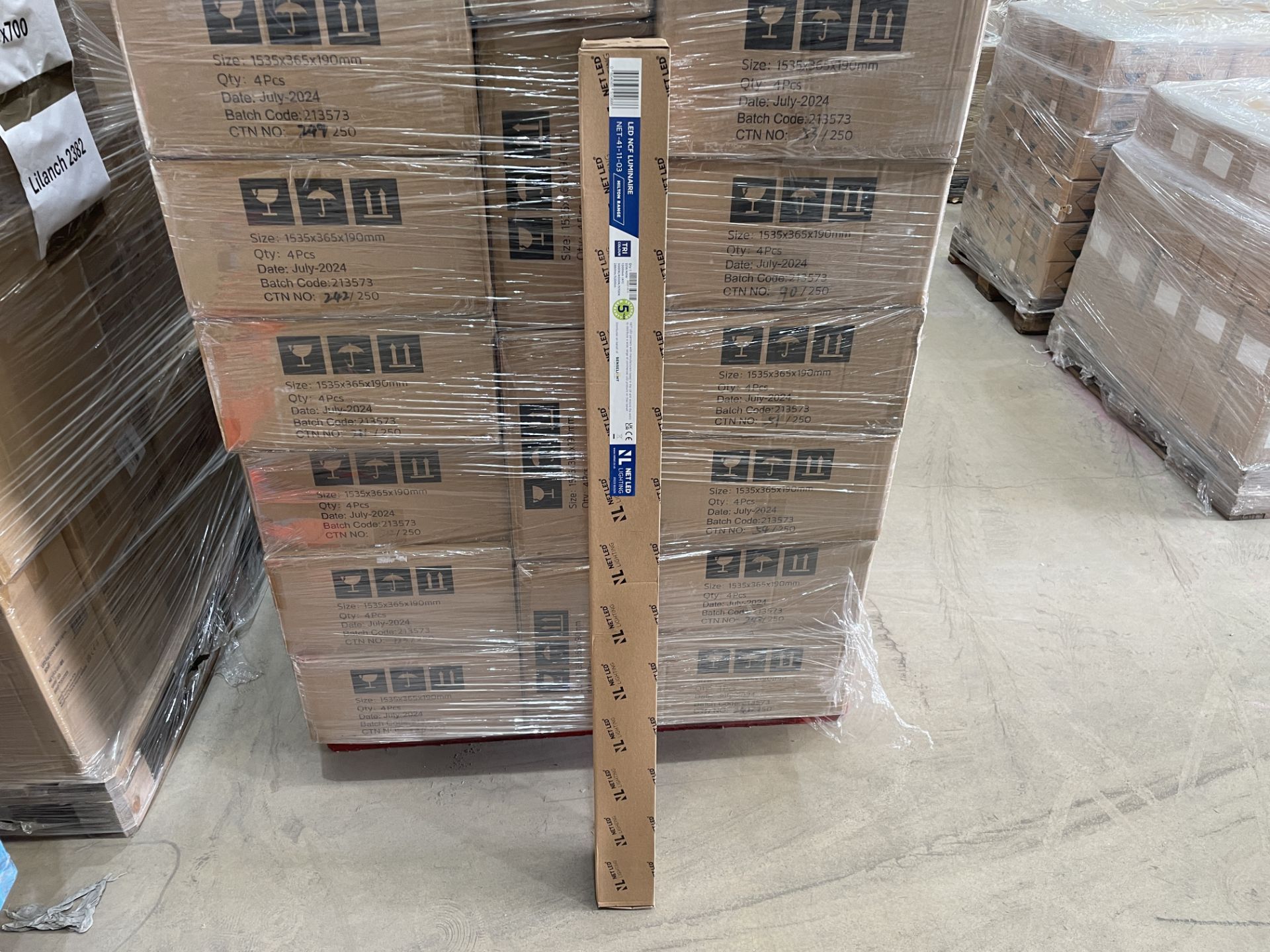 6 X BRAND NEW NET LED LIGHTING 4FT LED NCF LUMINARE HILTONRANGE 22W/40W TRI COLOUR TRINITY SURFACE