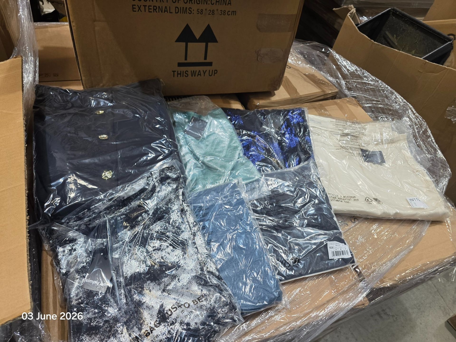 2 x Boxes of New Branded Clothing & Footwear 2 x boxes of new branded clothing and footwear, - Image 15 of 68