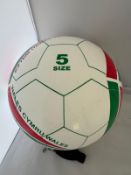 TRADE PALLET TO CONTAIN 3600x NEW & BOXED WALES DESIGN 8.5 INCH Footballs - 120 Per Box - 30 Boxes
