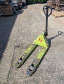PALLET TRUCK