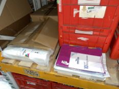 35 PIECE MIXED LOT INCLUDING PART DIVIDERS, POLYTHENE APRONS ETC (LOC: 7.2-BB2101)