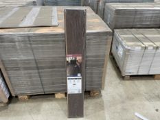 12 X BRAND NEW PACKS OF Duke - Winchester Oak Laminate Flooring. 2.22M2 COVERAGE PER PACK. PLANK