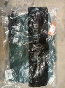 9X PORTWEST F400 SMALL IN BOTTLE GREEN IS A HIGH-QUALITY, DURABLE GARMENT DESIGNED FOR COMFORT AND