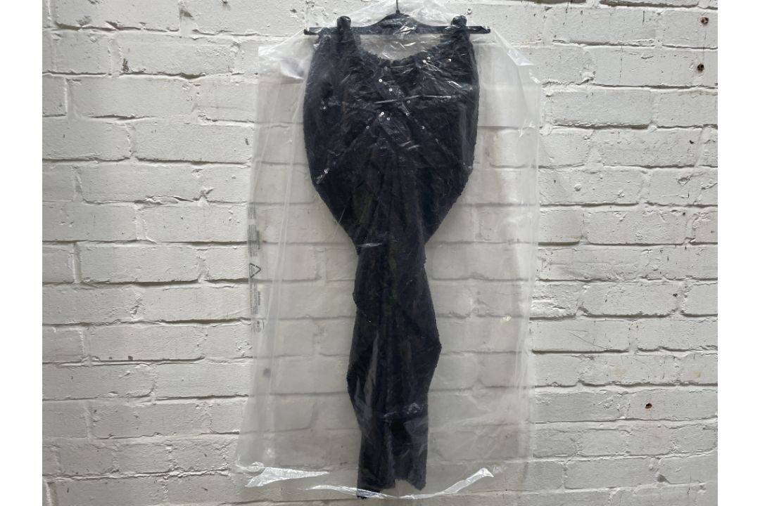 Brand New Del Core Midi Skirt with Drawstring on the back RRP £1,375, Size 44, in Black with - Image 5 of 6