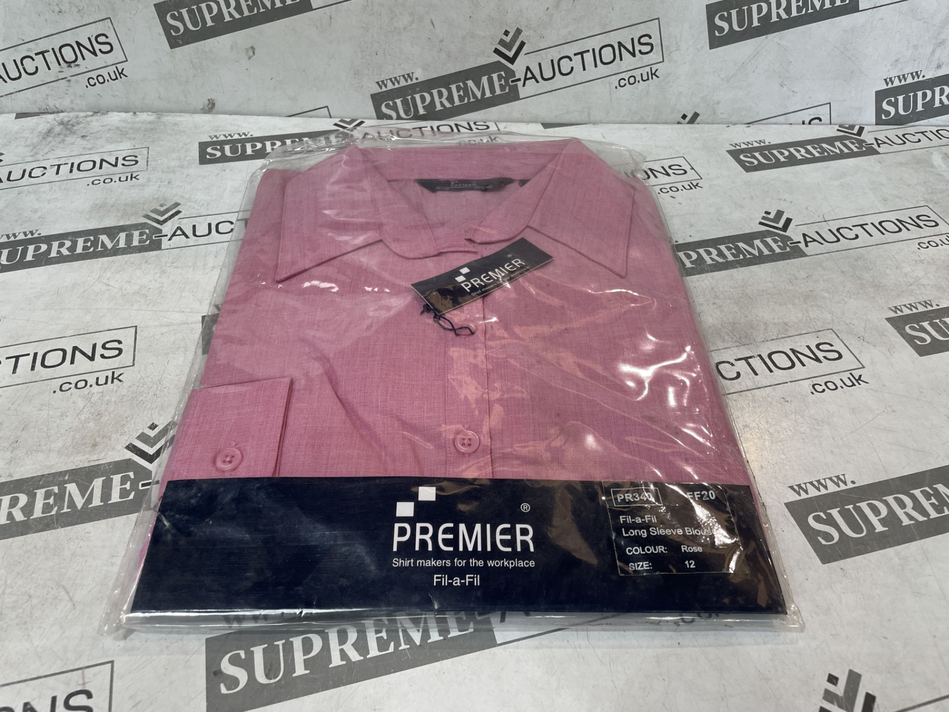 LARGE PALLET OF ASSORTED OFFICE AND WAREHOUSE WORKWEAR IN VARIOUS DESIGNS AND SIZES INCLUDING SHIRTS - Image 14 of 15