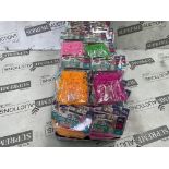 3 x Boxes of brand new brand new scented loom bands 152 packs per box, assorted colours per box. (