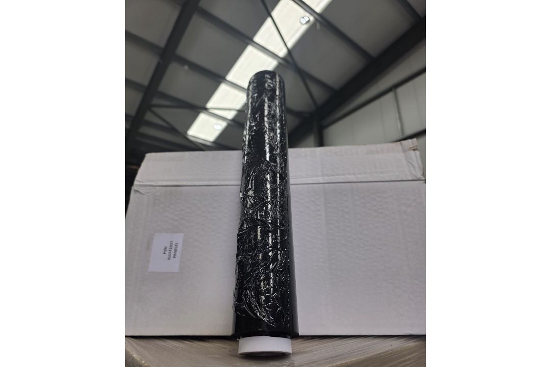 12 x Boxes of 6 rolls per Box of Black Pallet Stretch Wrap SW-BK-420-750-S_SNT 400mm x 20mu, - Image 1 of 4