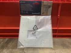 35 X BRAND NEW ELVET 3 WAY CORNER CONNECTOR FOR 38MMX38MM STICK WOOD (LOC: R33.5-B767 - 1P)